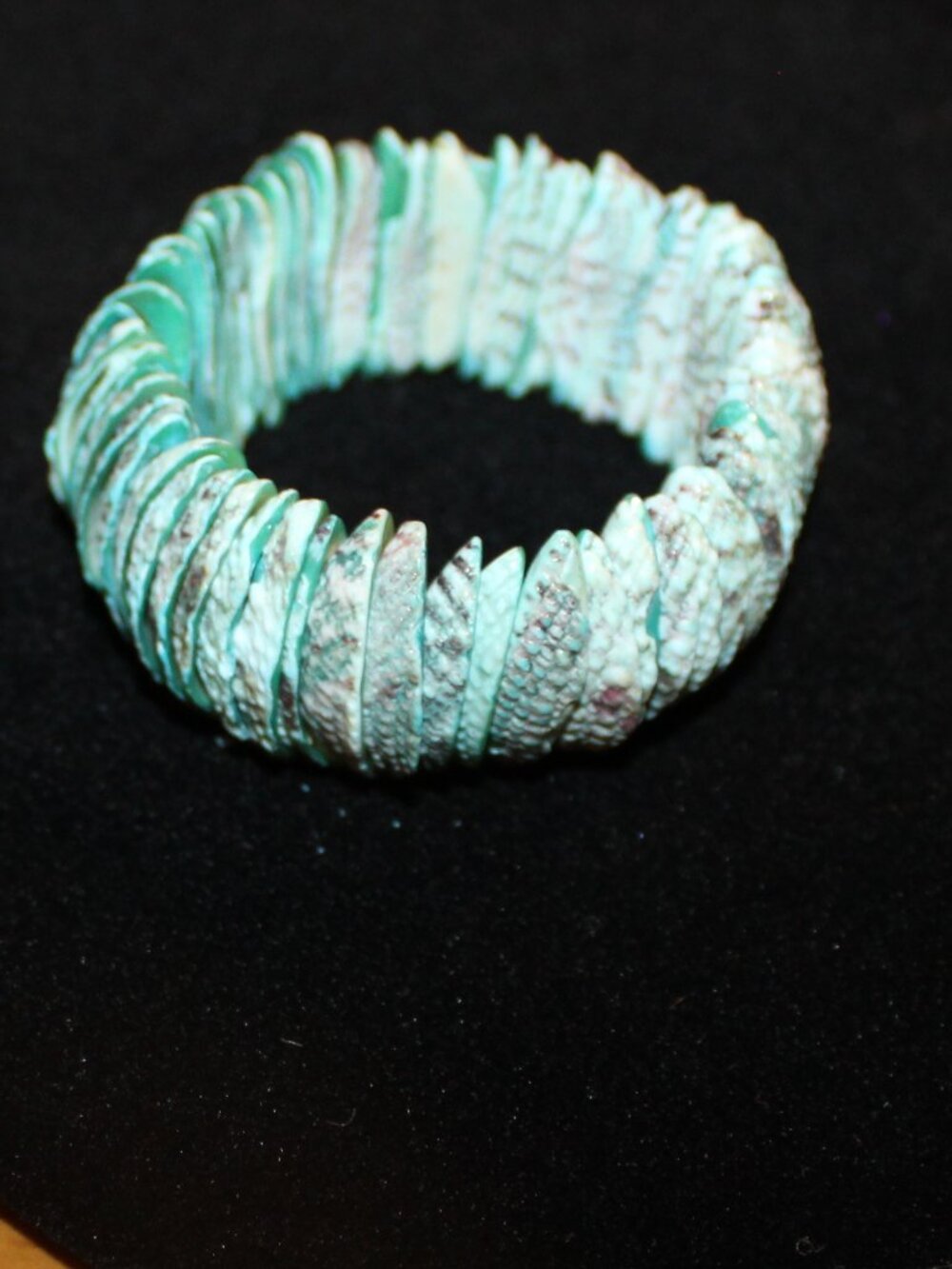Vintage Aqua Seafoam Green Dyed Seashell Disc Heishi Chunk Stretch Cuff Bracelet